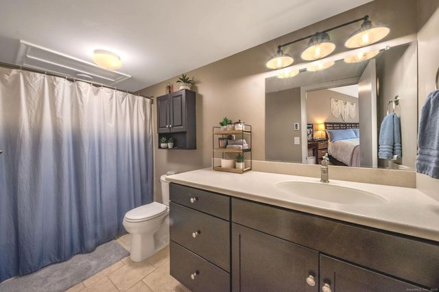 22 Candlewood Drive 22, South Windsor, CT 06074