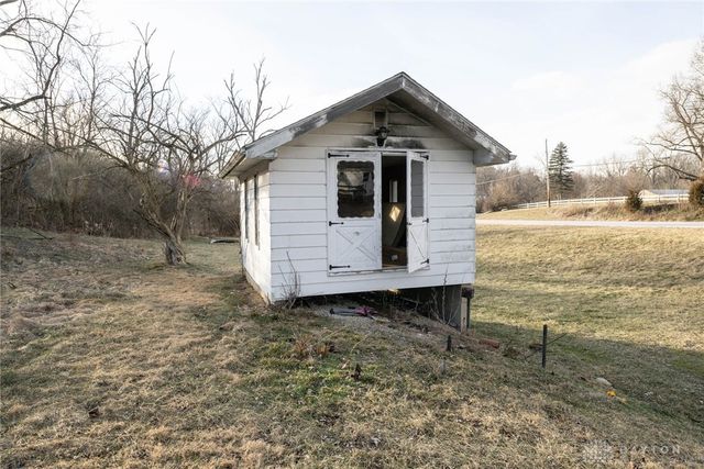 5008 S Kessler Frederick Road, Troy, OH 45373