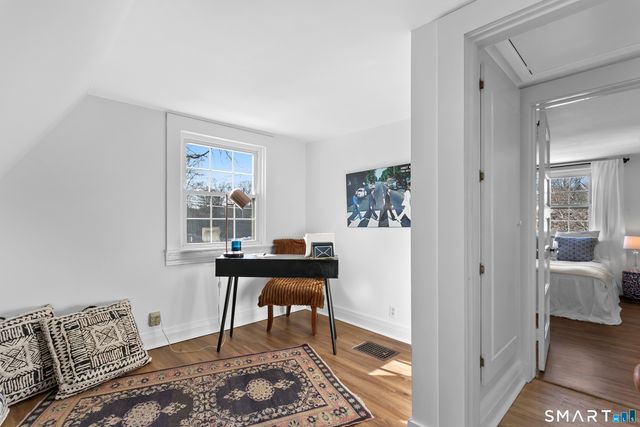 77 Meadowbrook Road, Fairfield, CT 06824