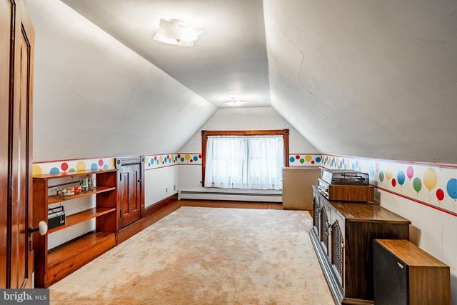 402 N 5TH AVE, Royersford, PA 19468