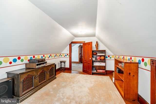 402 N 5TH AVE, Royersford, PA 19468