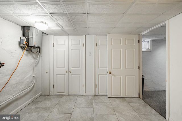 402 N 5TH AVE, Royersford, PA 19468