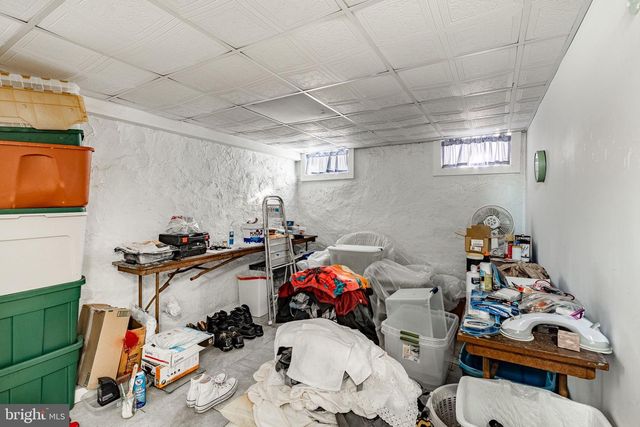 402 N 5TH AVE, Royersford, PA 19468