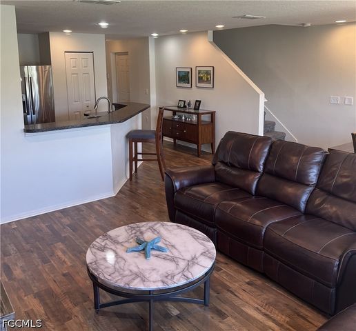 6361 Brant Bay BLVD 101, North Fort Myers, FL 33917