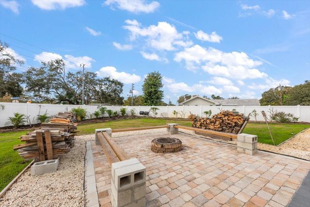 623 PINELAND AVENUE, Belleair, FL 33756