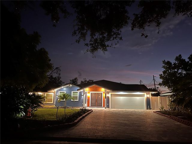 623 PINELAND AVENUE, Belleair, FL 33756