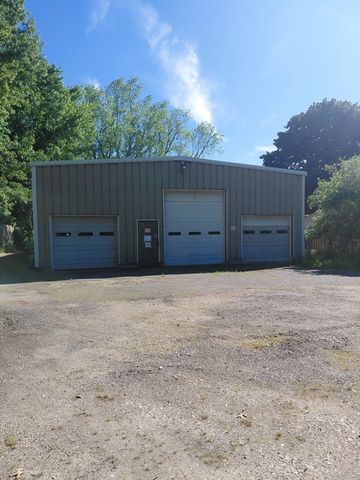 46 Gile St, Haverhill, MA 01830