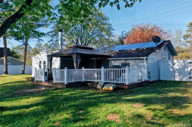 165 Randall Road, Shoreham, NY 11786