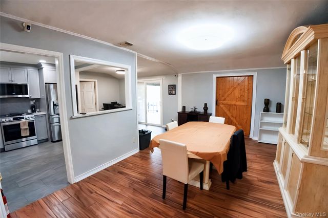 165 Randall Road, Shoreham, NY 11786