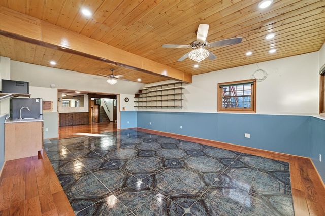 10161 Uplander Street NW, Coon Rapids, MN 55433