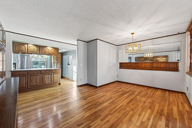 10161 Uplander Street NW, Coon Rapids, MN 55433