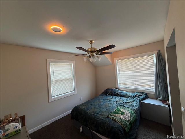 8923 Hartwell Street, Detroit, MI 48228
