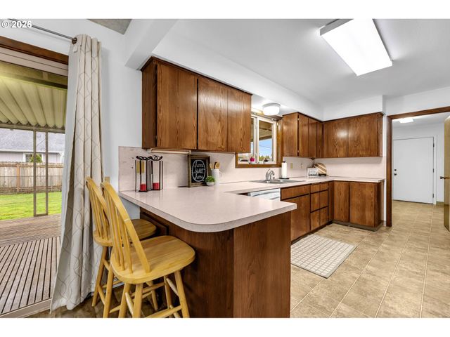 4304 MCCALLISTER Pl, Washougal, WA 98671