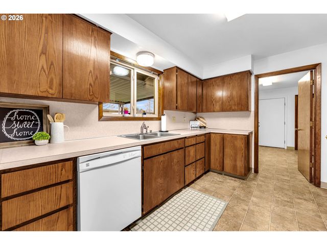 4304 MCCALLISTER Pl, Washougal, WA 98671