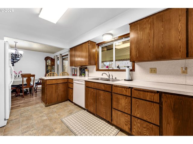 4304 MCCALLISTER Pl, Washougal, WA 98671