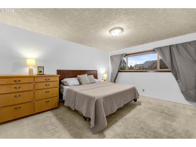 4304 MCCALLISTER Pl, Washougal, WA 98671