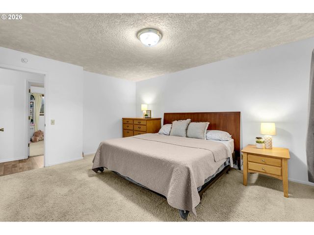 4304 MCCALLISTER Pl, Washougal, WA 98671