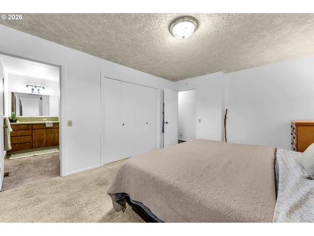 4304 MCCALLISTER Pl, Washougal, WA 98671