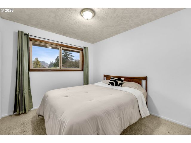 4304 MCCALLISTER Pl, Washougal, WA 98671