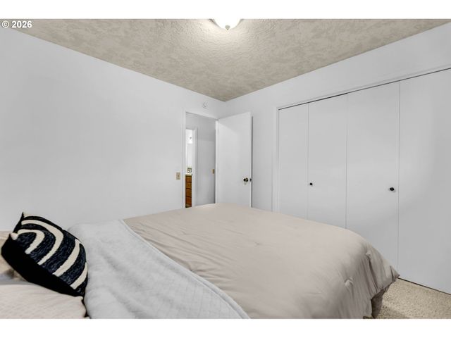 4304 MCCALLISTER Pl, Washougal, WA 98671