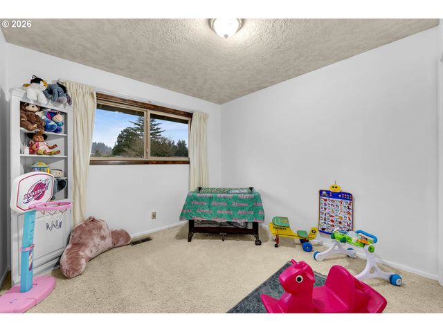 4304 MCCALLISTER Pl, Washougal, WA 98671