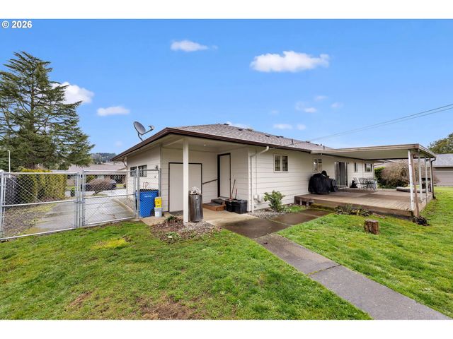 4304 MCCALLISTER Pl, Washougal, WA 98671