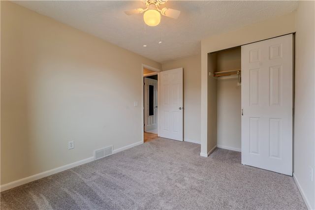 17 Saveria Drive, Parma, NY 14468