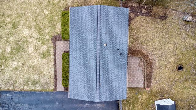 17 Saveria Drive, Parma, NY 14468