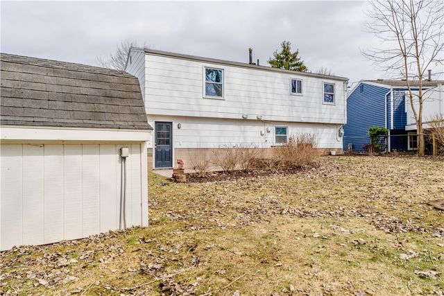 17 Saveria Drive, Parma, NY 14468