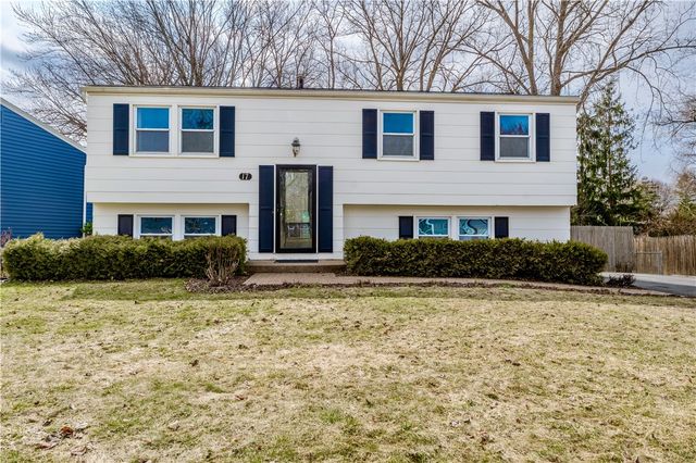 17 Saveria Drive, Parma, NY 14468