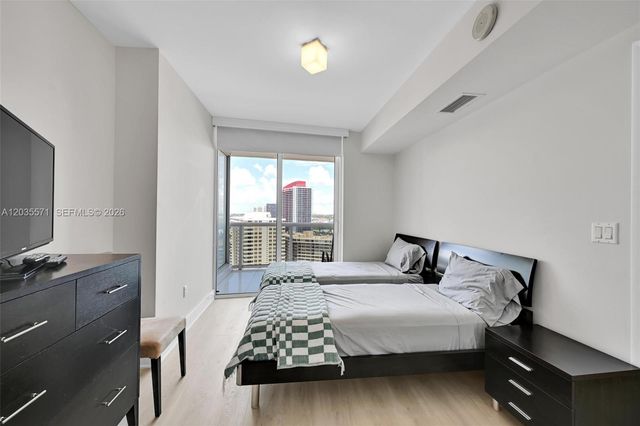 1850 S Ocean Dr 1907, Hallandale Beach, FL 33009