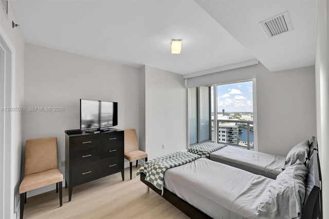 1850 S Ocean Dr 1907, Hallandale Beach, FL 33009
