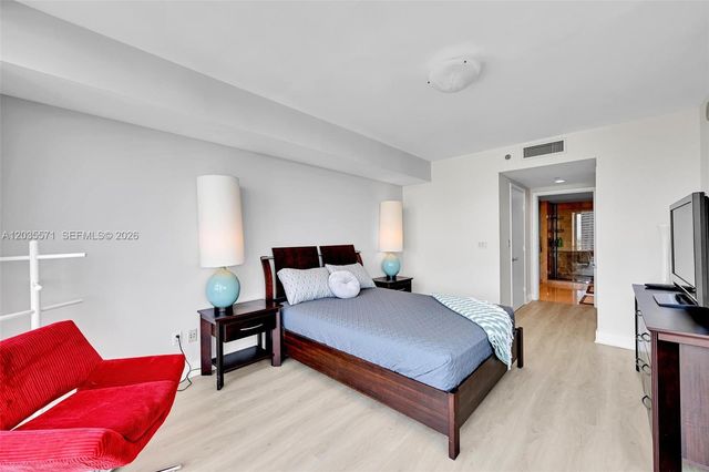 1850 S Ocean Dr 1907, Hallandale Beach, FL 33009