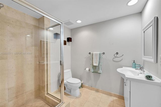 1850 S Ocean Dr 1907, Hallandale Beach, FL 33009