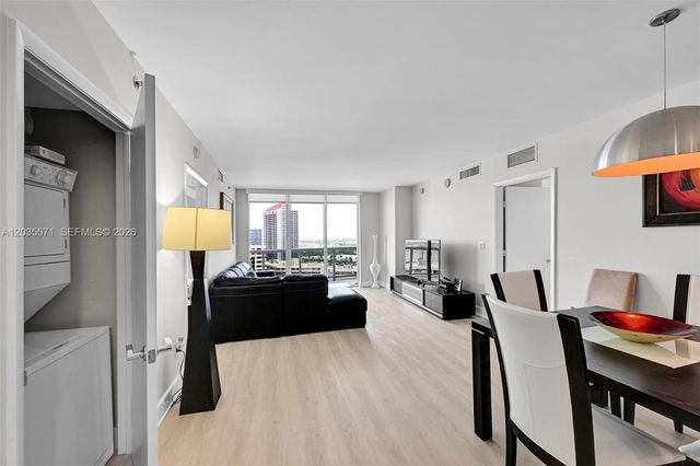 1850 S Ocean Dr 1907, Hallandale Beach, FL 33009