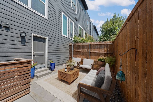 4039 Congress Avenue 201, Dallas, TX 75219