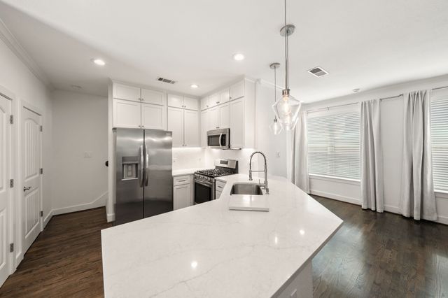 4039 Congress Avenue 201, Dallas, TX 75219