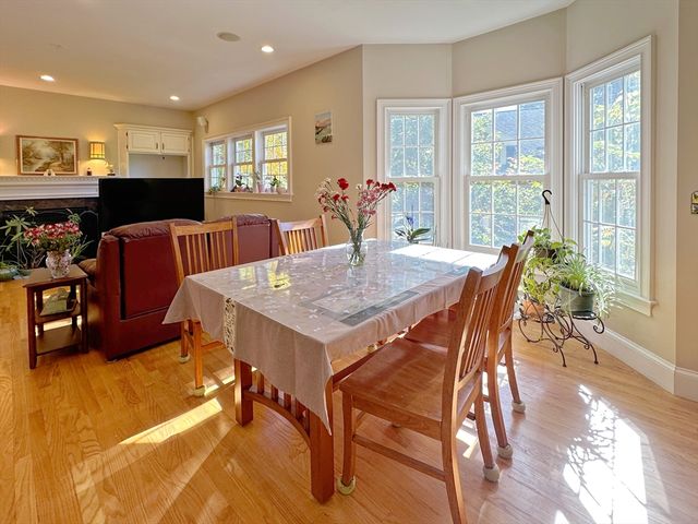 11 Oakland St, Lexington, MA 02420