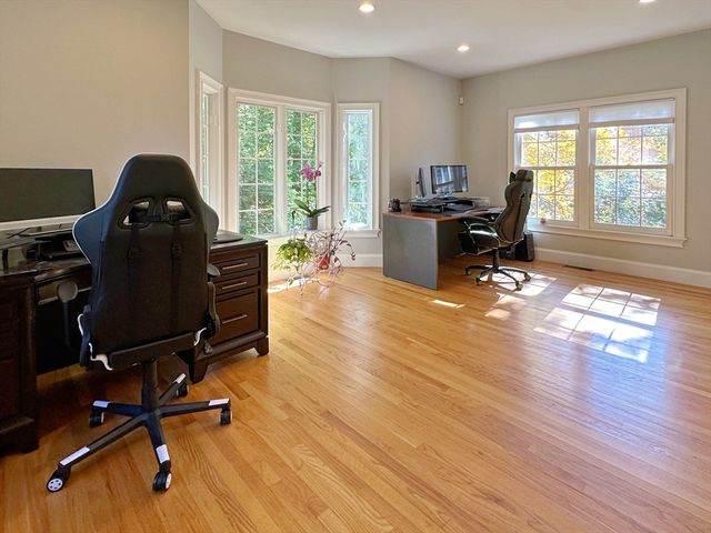 11 Oakland St, Lexington, MA 02420