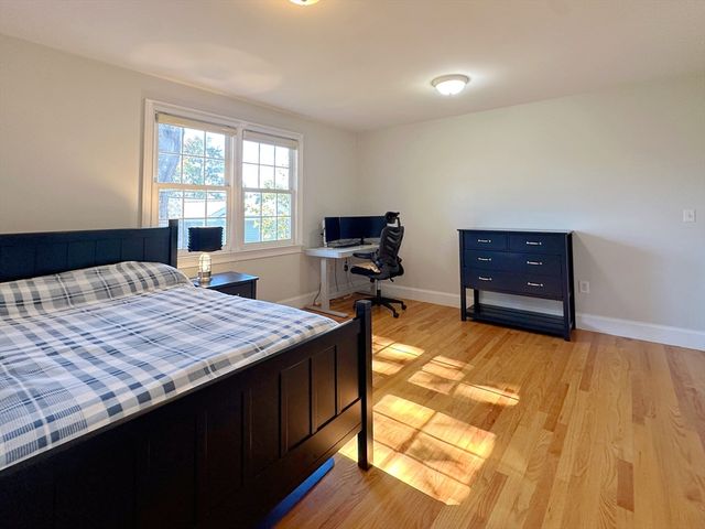 11 Oakland St, Lexington, MA 02420