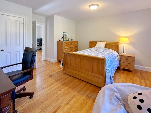 11 Oakland St, Lexington, MA 02420