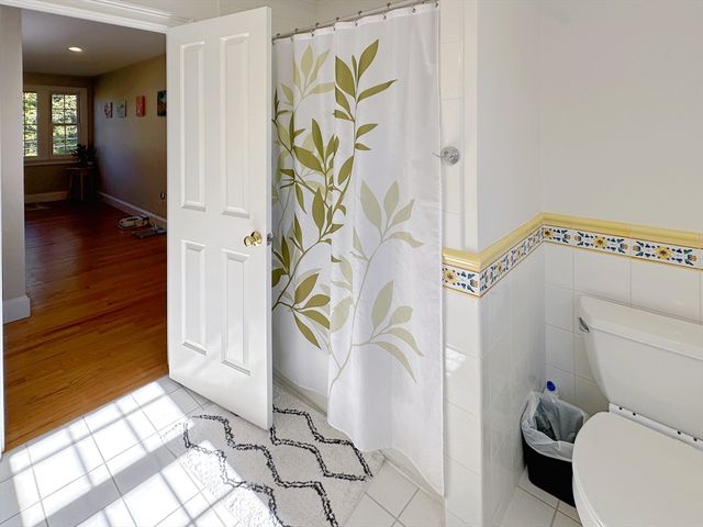 11 Oakland St, Lexington, MA 02420