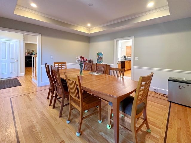 11 Oakland St, Lexington, MA 02420