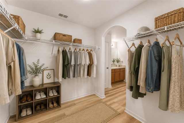 621 CHATHAM WALK DRIVE, Ruskin, FL 33570