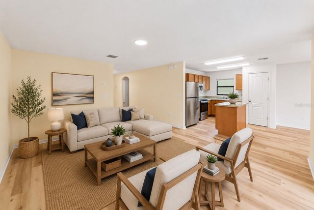 621 CHATHAM WALK DRIVE, Ruskin, FL 33570
