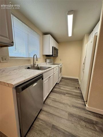 1205 Burnham Street, Colorado Springs, CO 80906