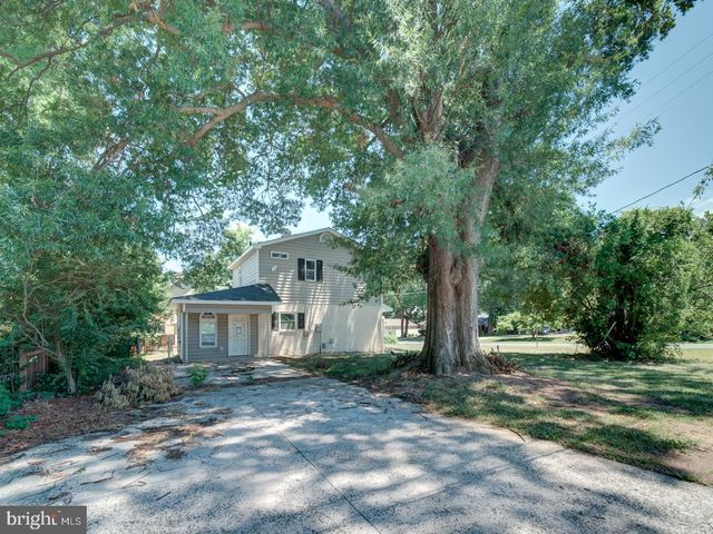 2508 FLEMING ST, Alexandria, VA 22306