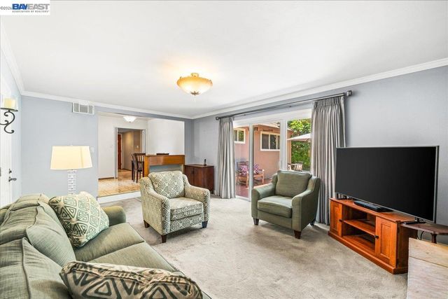 748 Cornell Dr, Santa Clara, CA 95051