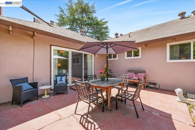 748 Cornell Dr, Santa Clara, CA 95051