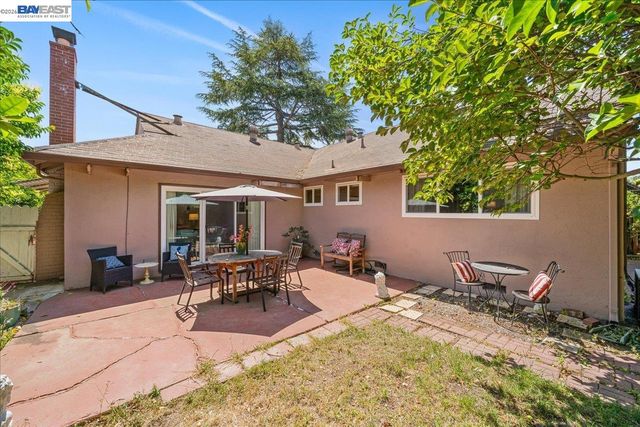 748 Cornell Dr, Santa Clara, CA 95051